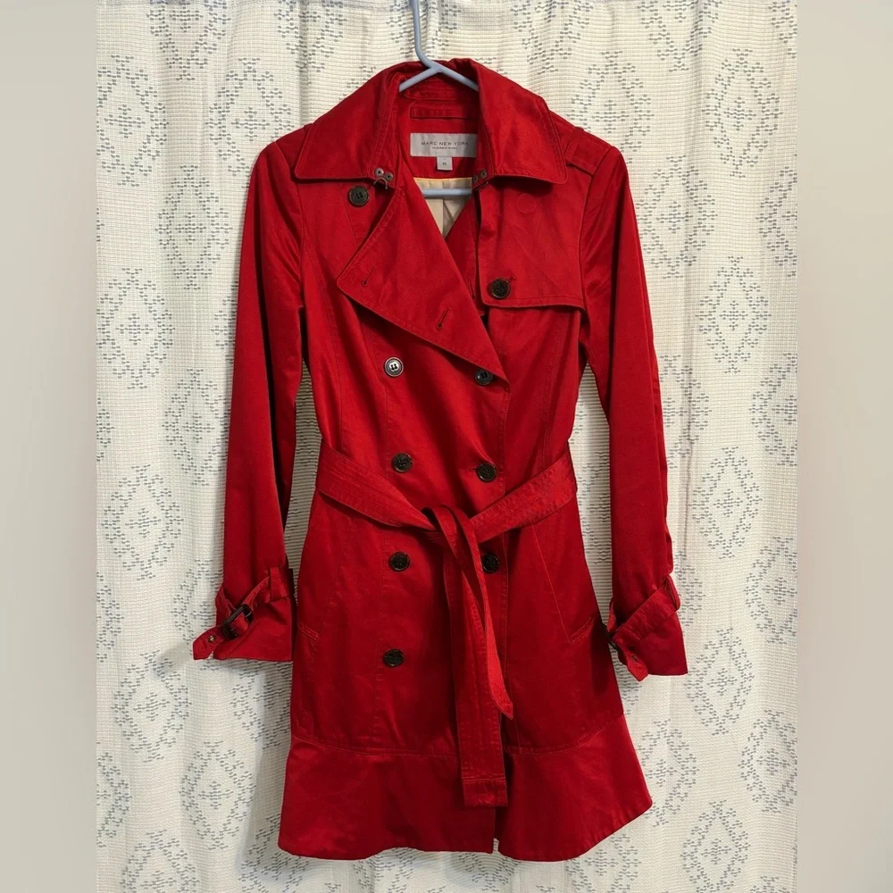 Make Me an Offer 😊 - GUC - Lovely Rain Trench - Picture 1 of 14